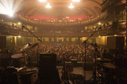 Supporting BERNHOFT at le Trianon 21st of may!! (+Nantes 22/05 ...